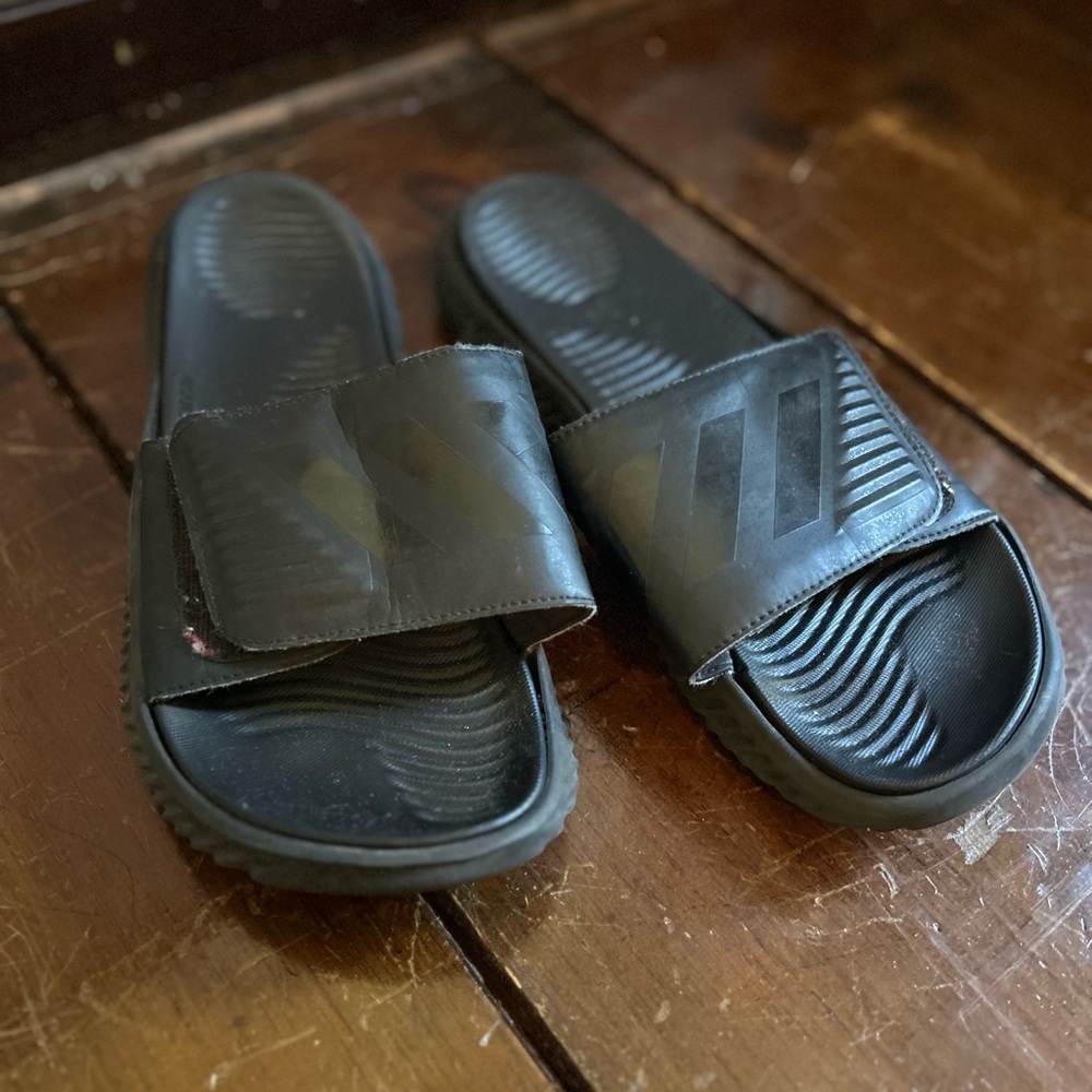 Men’s Adidas Bounce Slides
